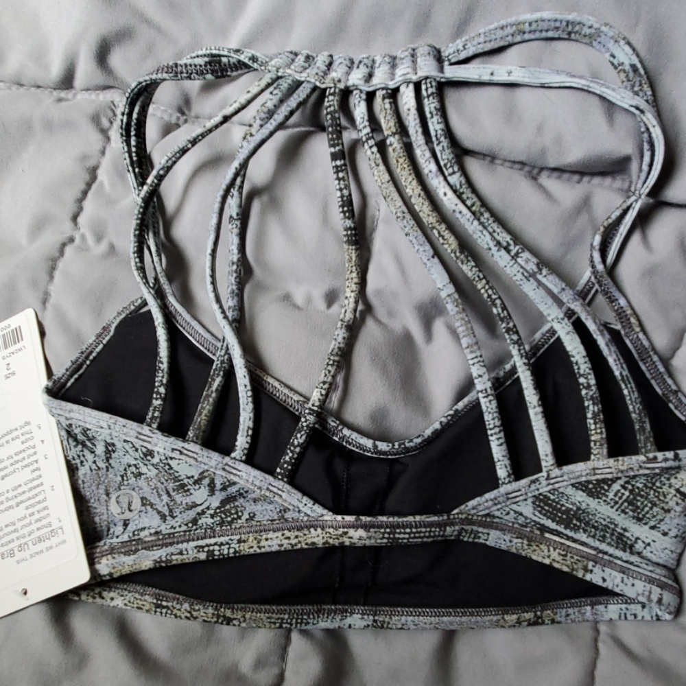 Lululemon bra NWT